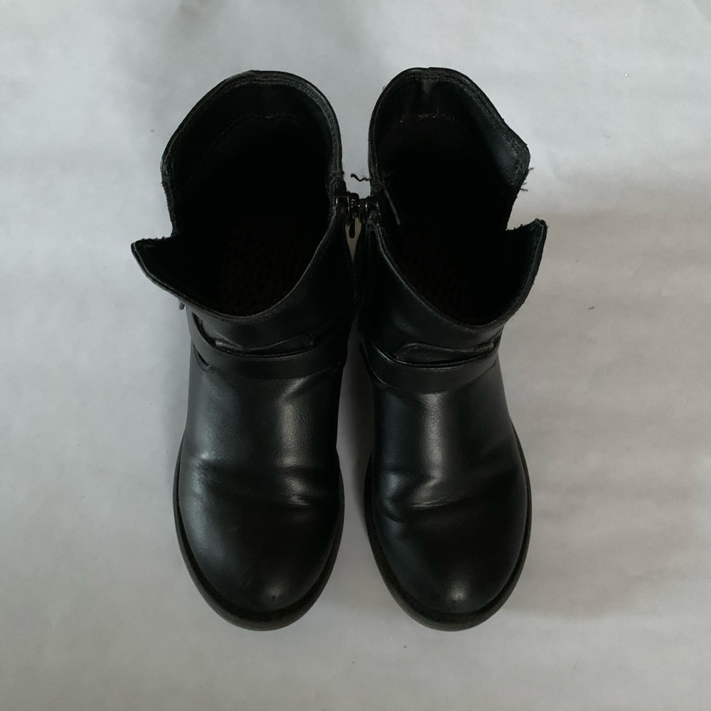 Preowned Girls Youth Black Ankle Boots Size 1